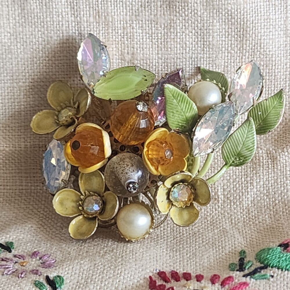 Vtg Unsigned Selini Enamel Flower Bouquet Brooch Amber Glass Bead AB Rhinestone